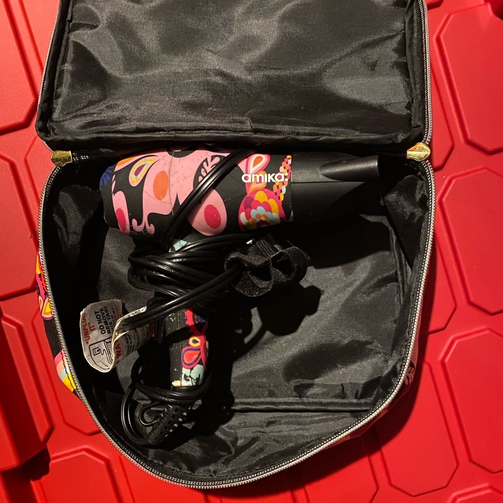 Preowned Amica CEO 360 hairdryer.